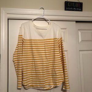 NWOT- Old Navy long sleeve striped tee